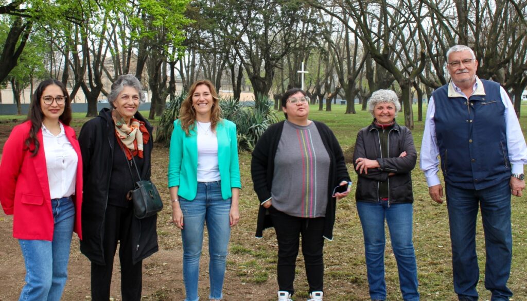 21 09 23 Plaza perros 1