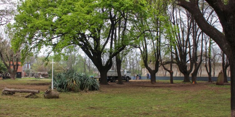 EL MUNICIPIO RECUPERO  UN ESPACIO DE LA PLAZA EX COMBATIENTES DE MALVINAS