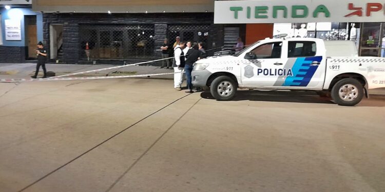 SE INVESTIGA EL DECESO DE UNA JOVEN DE 21 AÑOS. INFORME OFICIAL.