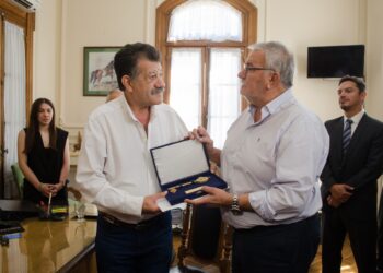 SE REALIZÓ LA FIRMA DEL ACTA DE TRASPASO DE LA ADMINISTRACIÓN MUNICIPAL