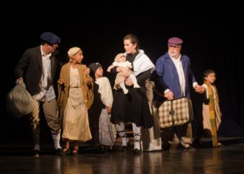 A SALA LLENA, SE PRESENTO “ARGENTINA, DESTINO DE INMIGRANTES”