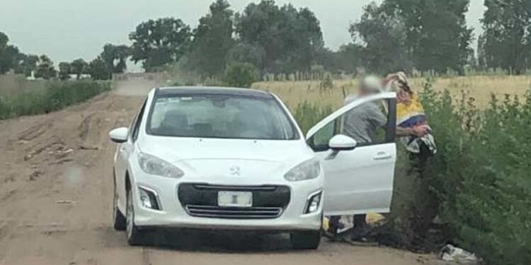 DIRECCIÓN DE SEGURIDAD REALIZO INFRACCION POR ARROJAR BASURA EN LA VIA PUBLICA
