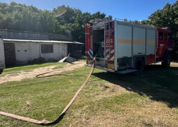 INCENDIO DESTRUYO PARTE DEL PUESTO DE VIGILANCIA DE IRALA