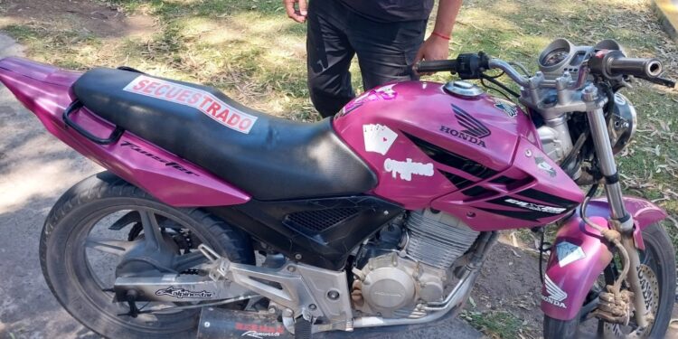 FUE SECUESTRADA OTRA DE LAS MOTOS QUE PROTAGONIZAN INCIDENTES CON PERSONAL DE TRANSITO