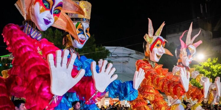 PESE A LAS COMPLICACIONES ECONOMICAS, LINCOLN MANTIENE VIGENTE EL CARNAVAL. SERAN 5 NOCHES