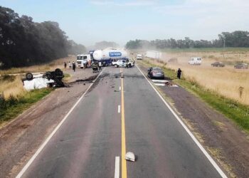 TRIPLE CHOQUE EN RUTA 5. UNA PERSONA DE CABA PERDIO LA VIDA. DOS BRAGADENSES RESULTARON CON HERIDAS GRAVES.