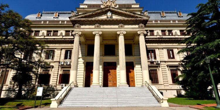 LEGISLADORES DE LA UCR + CAMBIO FEDERAL EXPRESARON SU PREOCUPACION POR DECISIONES DEL GOBIERNO NACIONAL Y EL GOBERNADOR KICILLOF 1 PROPONEN ELIMINAR LA OBLIGATORIEDAD DE LAS PASO Y QUE HAYA PAS NO OBLIGATORIAS