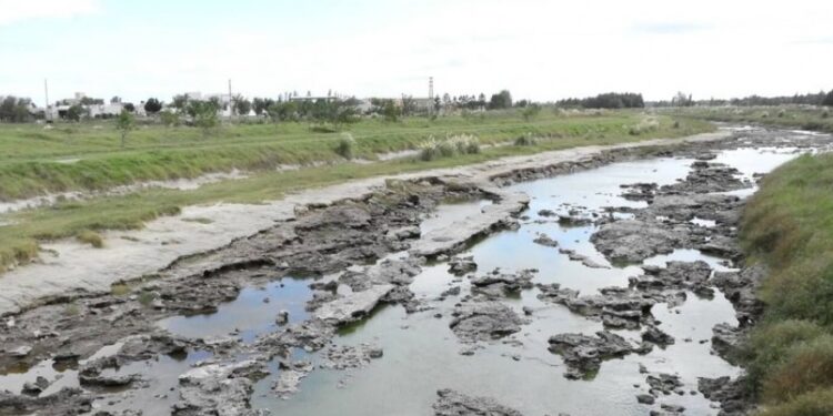 JUNÍN RECLAMARÁ A PROVINCIA POR LA CIRCULACIÓN DE AGUA EN LA CUENCA DEL SALADO