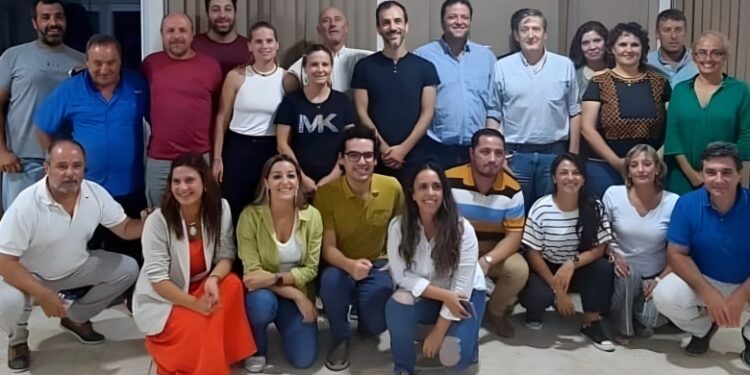 REUNION DEL PRO DE LA CUARTA EN JUNIN. PRESENCIA DE BRAGADENSES 1 REUNION DEL PRO DE LA CUARTA EN JUNIN. PRESENCIA DE BRAGADENSES