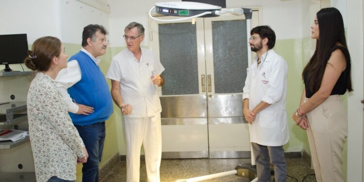 INCORPORACIÓN DE UNA NUEVA LAMPARA EN EL QUIRÓFANO