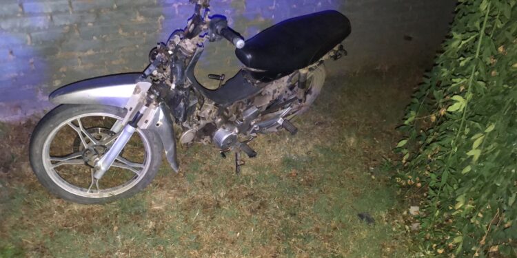 HALLARON UNA MOTO QUE FUE DENUNCIADA COMO ROBADA 1 HALLARON UNA MOTO QUE FUE DENUNCIADA COMO ROBADA