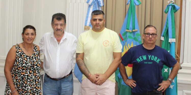 LLEGO EL ACUERDO. 30%, 20 % 10% DE AUMENTO Y DOS BONIFICACIONES