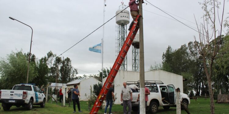 OLASCOAGA: TRAS EL TEMPORAL, RESTABLECEN SERVICIOS DE ENERGIA Y AGUA