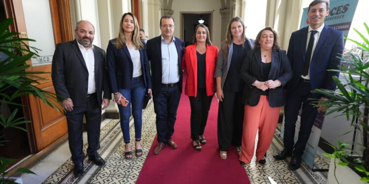 KICILLOF BRINDÓ UN DISCURSO DESCRIPTIVO Y LOS BONAERENSES SEGUIMOS SIN RESPUESTAS 1 KICILLOF BRINDÓ UN DISCURSO DESCRIPTIVO Y LOS BONAERENSES SEGUIMOS SIN RESPUESTAS