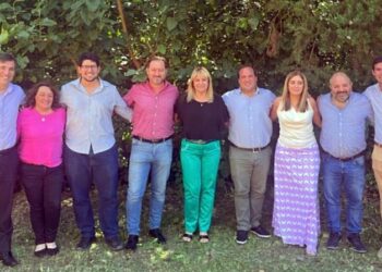 LA UCR DE LA CUARTA SECCIÓN CONSTITUYÓ UNA MESA DE TRABAJO PARA POTENCIAR LA REGIÓN. PARTICIPA EUGENIA GIL