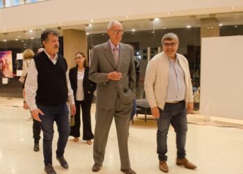 MALVINAS. EL GENERAL BALZA BRINDO UNA CHARLA