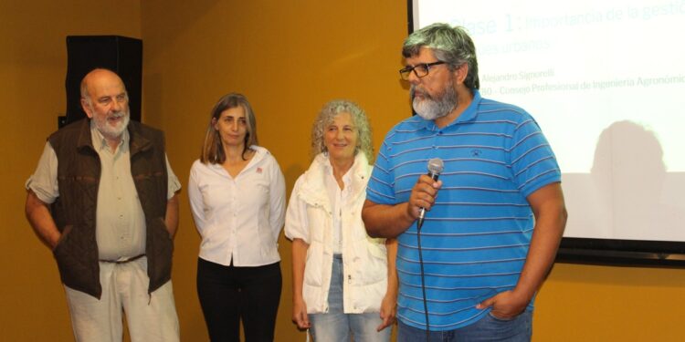 COMENZÓ EL CURSO DE GESTIÓN DE BOSQUES URBANOS