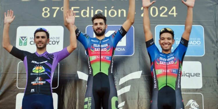 LA DOBLE BRAGADO SE DESPIDIO A TODO PEDAL: LA CRONO POR LA MAÑANA Y EL “CALLEJERO” A LA TARDE. VALENTÍN ROSELLÓ LIDERA LA GENERAL