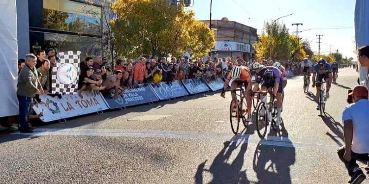 LA DOBLE BRAGADO CULMINO EN CHIVILCOY. OMAR ZALIM AZZEM SE QUEDO CON LO MAS ALTO DEL PODIO.