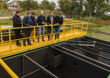 ELVIO DURETTI ACOMPAÑO AL MINISTRO KATOPODIS EN SU VISITA A MECHITA