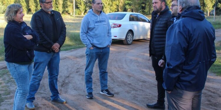 AMPLIACIÓN DE ZONAS URBANAS: EL MUNICIPIO SE REUNIÓ CON VECINOS DEL BARRIO “AIRES DE BRAGADO”.