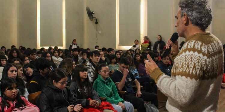 JUEGOS BONAERENSES 2024: CONTINÚAN LAS CHARLAS INFORMATIVAS EN LAS ESCUELAS 1 JUEGOS BONAERENSES 2024: CONTINÚAN LAS CHARLAS INFORMATIVAS EN LAS ESCUELAS