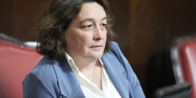 LA SENADORA EUGENIA GIL MOSTRÓ SU PREOCUPACIÓN POR LA SITUACIÓN EN  ACERBRAG