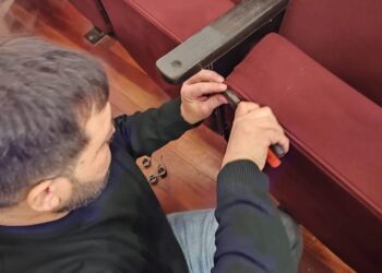 REALIZAN MEJORAS EN LAS INSTALACIONES DE LA SALA MAYOR DEL CENTRO CULTURAL FLORENCIO CONSTANTINO
