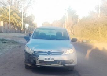 CHOQUE ENTRE UNA MOTO Y UN AUTO