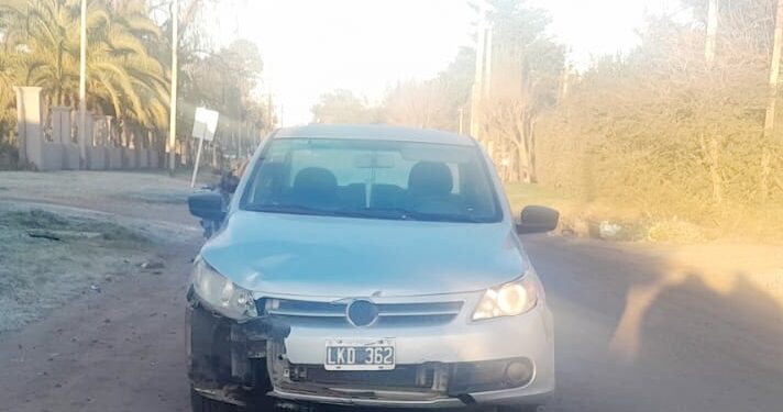 CHOQUE ENTRE UNA MOTO Y UN AUTO