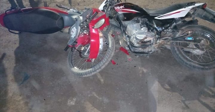 CHOCARON DOS MOTOS. UNA ALCOHOLEMIA DIO POSITIVA