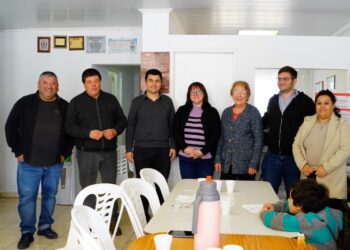 LA MUNICIPALIDAD ENTREGÓ AYUDA ECONÓMICA A BOMBEROS DE MECHITA