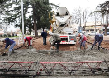 OBRAS EN EL SECTOR JUEGOS DE LA PLAZA EVA PERÓN
