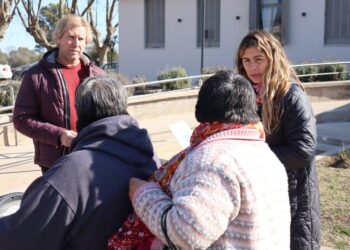 SEGMENTACIÓN ENERGÉTICA: OMIC VOLVIÓ A SALIR A LA CALLE PARA ASESORAR A LOS VECINOS