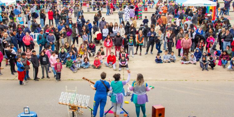 LA MUNICIPALIDAD CELEBRÓ CON UNA KERMES EL DIA DE LA NIÑEZ
