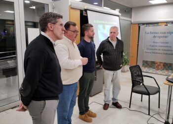 EL SEMAFORO DE LA ECONOMÍA. CHARLA EN EL BANCO CREDICOOP