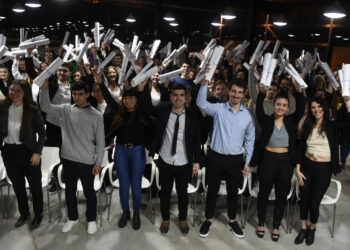 «LA EDUCACIÓN PÚBLICA NOS IGUALA». HISTORIAS DE GRADUADOS Y GRADUADAS DE LA UNNOBA