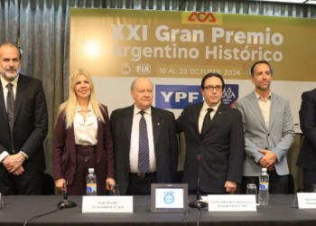 SE LANZO EL XXI GRAN PREMIO ARGENTINO HISTÓRICO. ESTA VEZ NO PASA POR BRAGADO