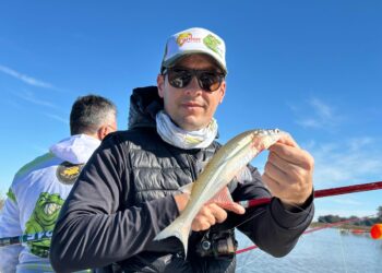 LAGUNA DE JUANCHO: UN ESPEJO POCO VISITADO Y CON MUCHO PESCADO: