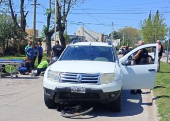 ACCIDENTE EN CALLE SARMIENTO. MENOR ARROLLADA POR UN AUTO
