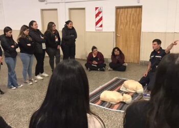 BOMBEROS DE BRAGADO REALIZÓ UNA CAPACITACIÓN SOBRE RCP