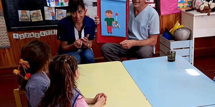 SE COMPLETÓ EL PRIMER AÑO DEL PROGRAMA MUNICIPAL DE SALUD BUCO DENTAL 1 SE COMPLETÓ EL PRIMER AÑO DEL PROGRAMA MUNICIPAL DE SALUD BUCO DENTAL