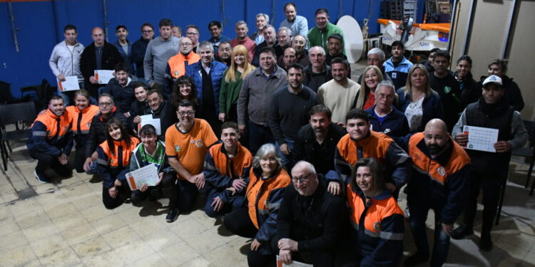 EL CHIVILCOY, LOS CLUBES GRACIAS AL MUNICIPIO, RECIBIERON AYUDA POR 8 MILLONES DE PESOS