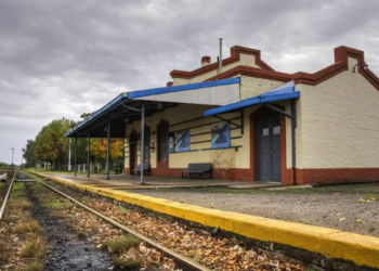 ALMA DE ACERO: LA DESCONOCIDA HISTORIA DE MECHITA, EL PUEBLO FERROVIARIO QUE BUSCA RENACER A TRAVÉS DE UN MUSEO