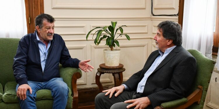 EL INTENDENTE RECIBIÓ AL DIRECTOR DE ESCUELAS DE LA PROVINCIA, ALBERTO SILEONI
