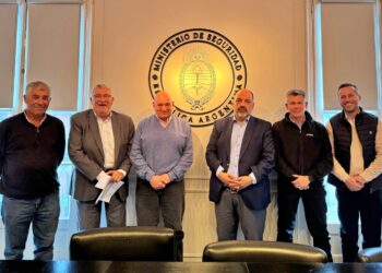 AEROAPLICADORES FUERON RECIBIDOS EN EL MINISTERIO DE SEGURIDAD DE LA NACION