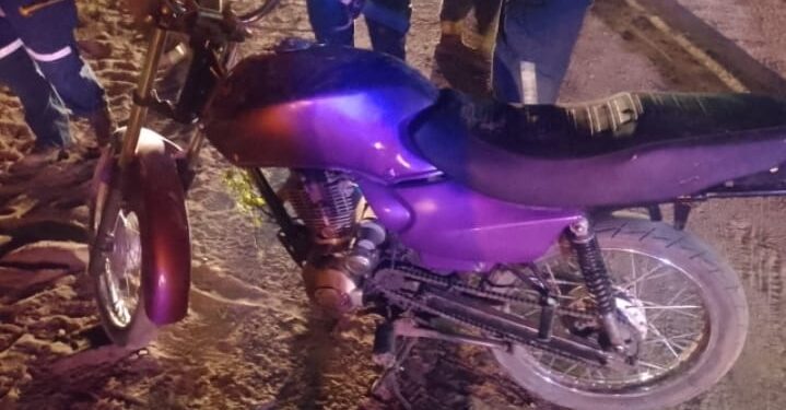 CON LA PRESENCIA DE BOMBEROS, SE REALIZO UN RASTRILLAJE  POR UN ACCIDENTE EN EL TERRAPLÉN