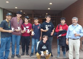 LA ESCUELA TECNICA DE BRAGADO EN UNA COMPETENCIA DE ROBOTICA.