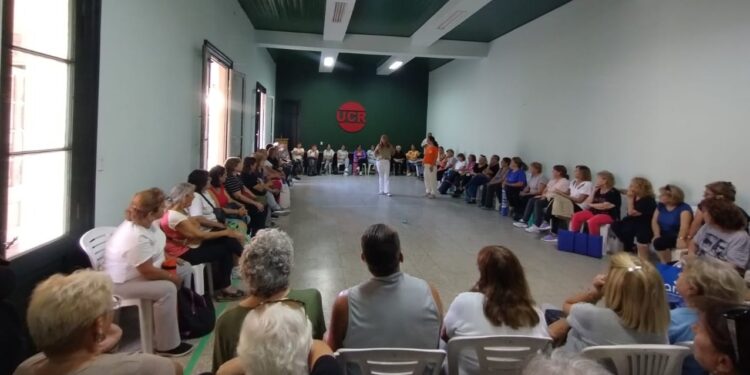 “SEMANA ROSA”: EL RADICALISMO DE BRAGADO SE SUMA A LA CONCIENTIZACION SOBRE EL CÁNCER DE MAMA