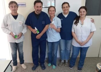 DENGUE: EL LABORATORIO DEL HOSPITAL COMENZÓ A PRODUCIR REPELENTE DE MOSQUITOS
